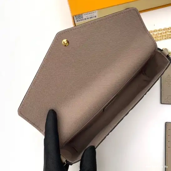 AAA Replica Ru VUITTON FÉLICIE POCHETTE LOUIS 0528